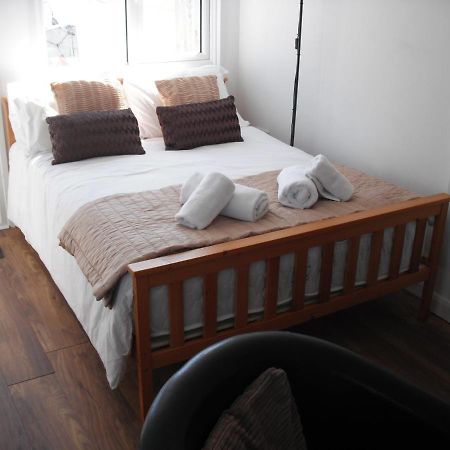 White Horse Studio Apartment Preston  Екстериор снимка