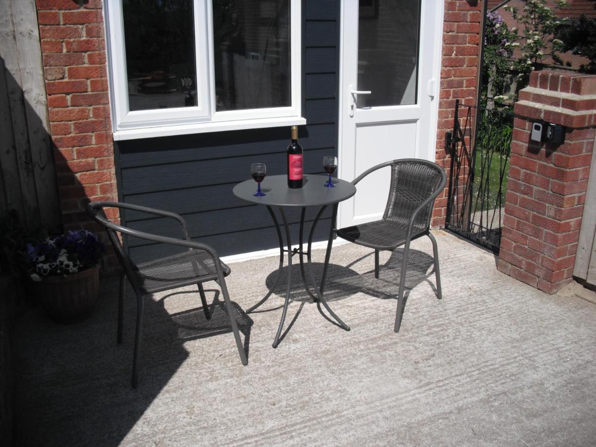 White Horse Studio Apartment Preston  Екстериор снимка